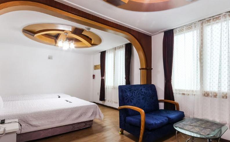 Lee Motel Yeosu Eksteriør billede
